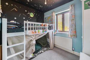 Bedroom- click for photo gallery